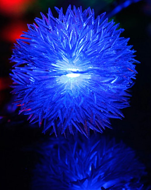 Mains Powered Snowball Fairy Lights Outdoor Indoor LED Fairy Lights 100 LEDs 10m Blue Colour