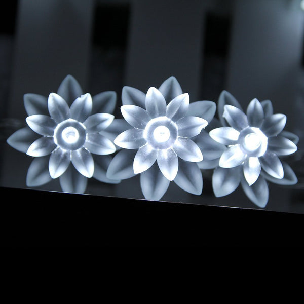 Mains Powered 10M 100LEDs Cool White Lotus Flower Fairy Lights